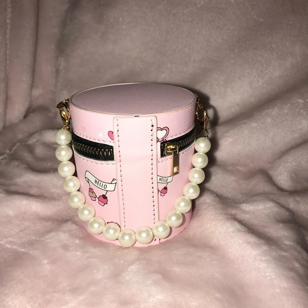 Sanrio Hello Kitty Matte Shine Glitter 20 Piece LipGloss Pearl Pink Bag New